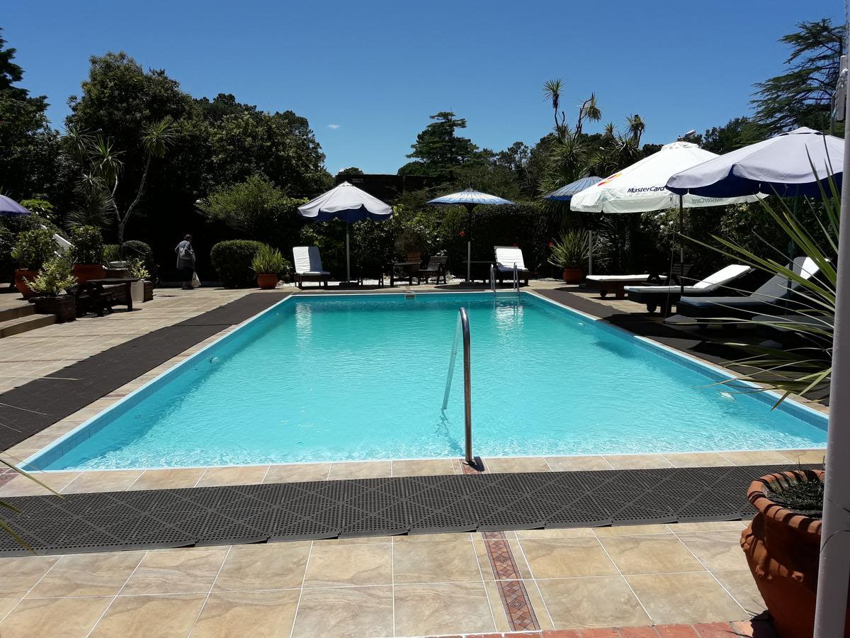 Hotel Camelot Punta del Este Exterior photo